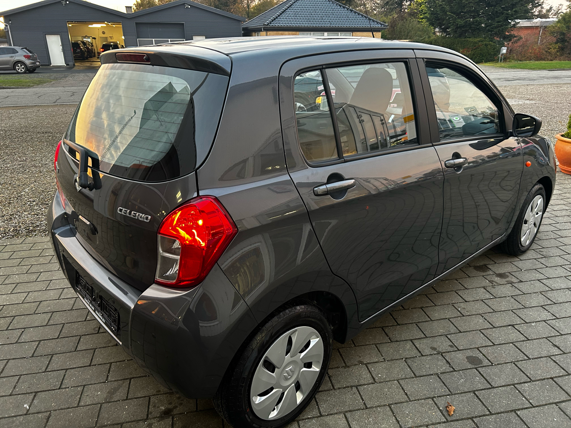 Billede af Suzuki Celerio 1,0 Dualjet 12V Club KUP 68HK 5d