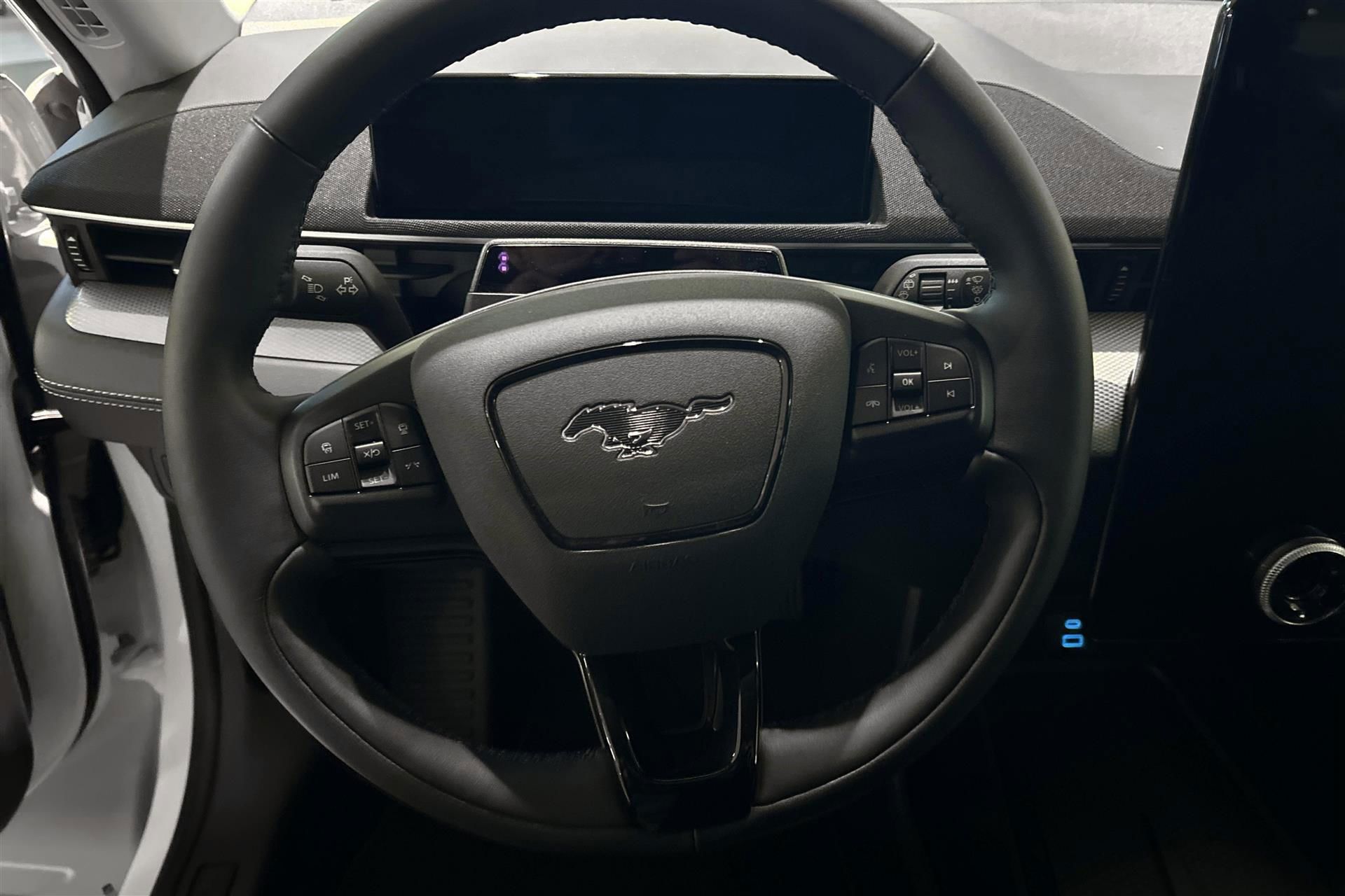 Billede af Ford Mustang Mach-E EL SR 269HK 5d Aut.