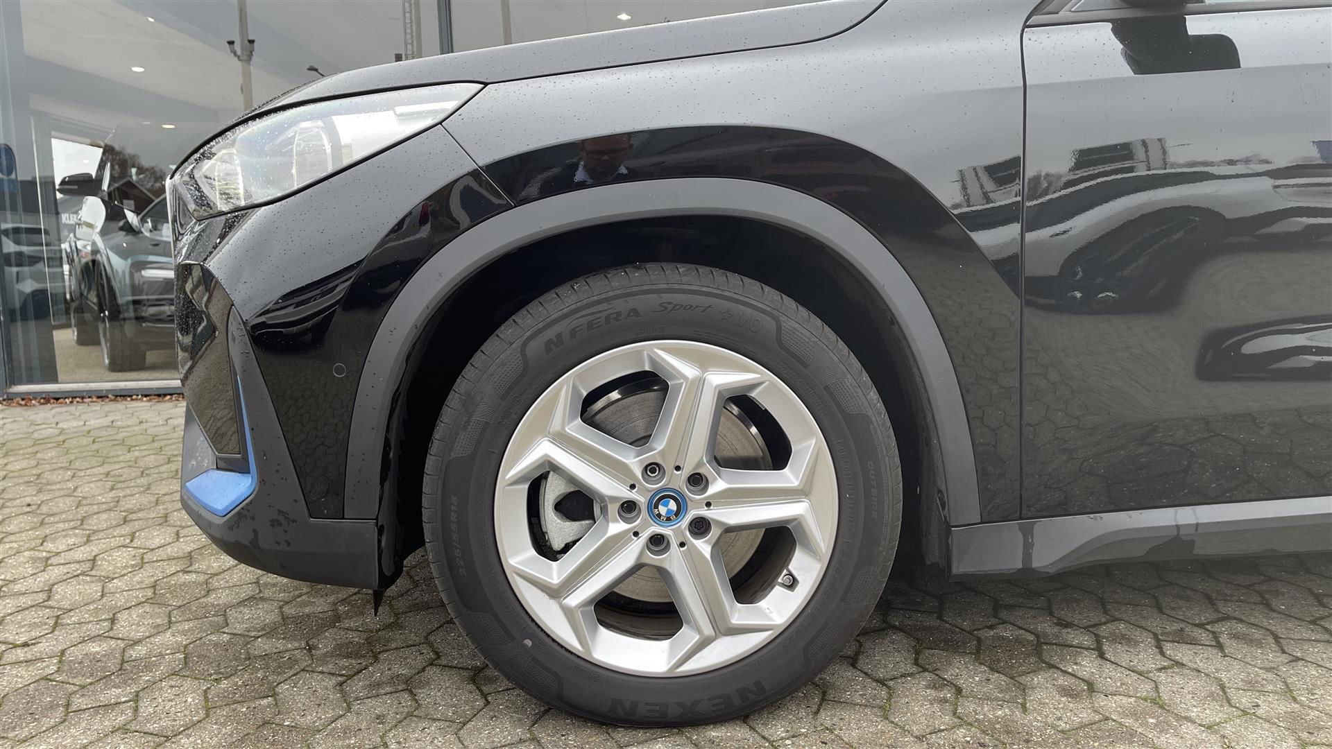 Billede af BMW iX1 xDrive30 4x4 313HK 5d Aut.