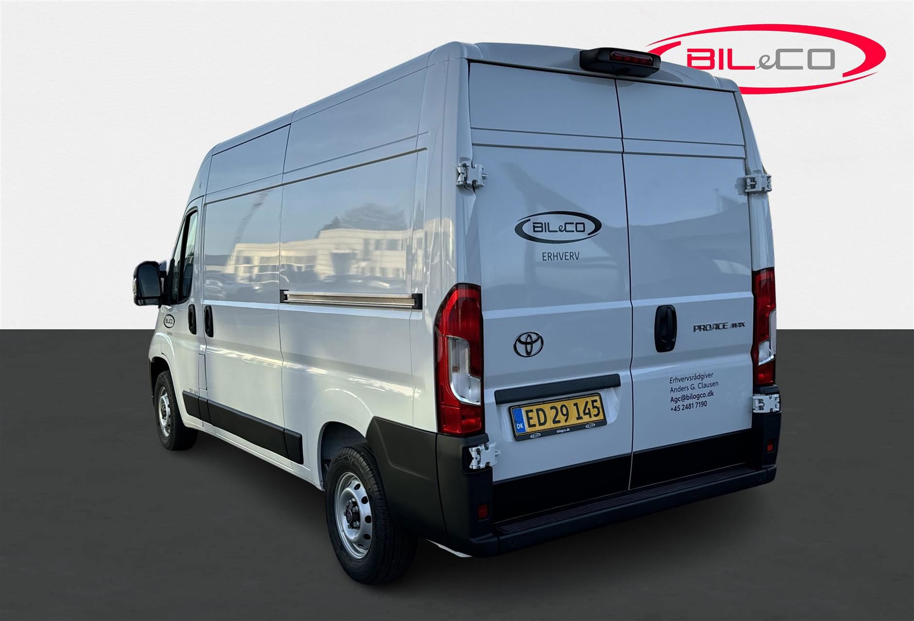 Billede af Toyota Proace Max Medium 2,2 D Comfort To skydedør m. højt tag 140HK Van 6g