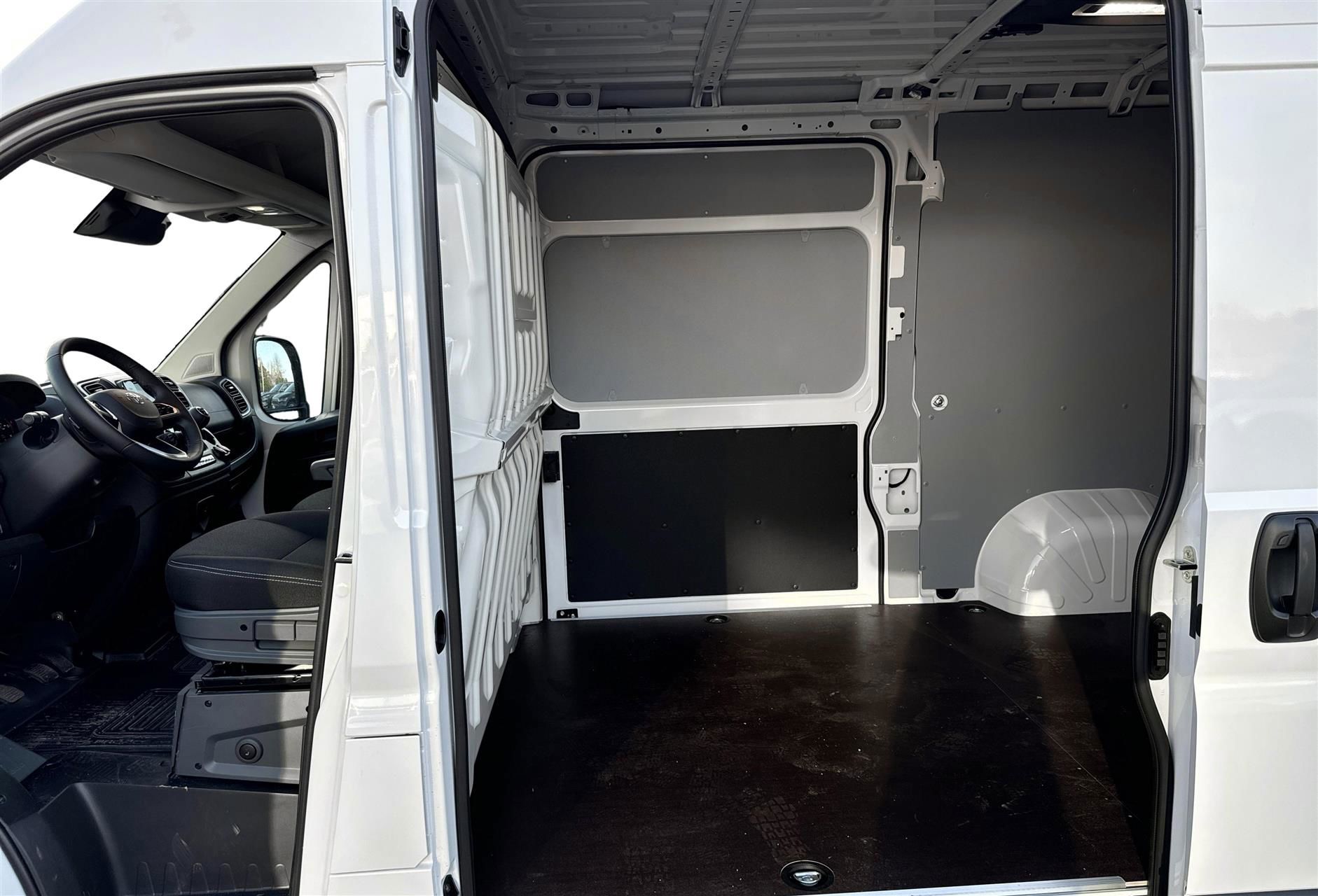 Billede af Toyota Proace Max Medium 2,2 D Comfort To skydedør m. højt tag 140HK Van 6g