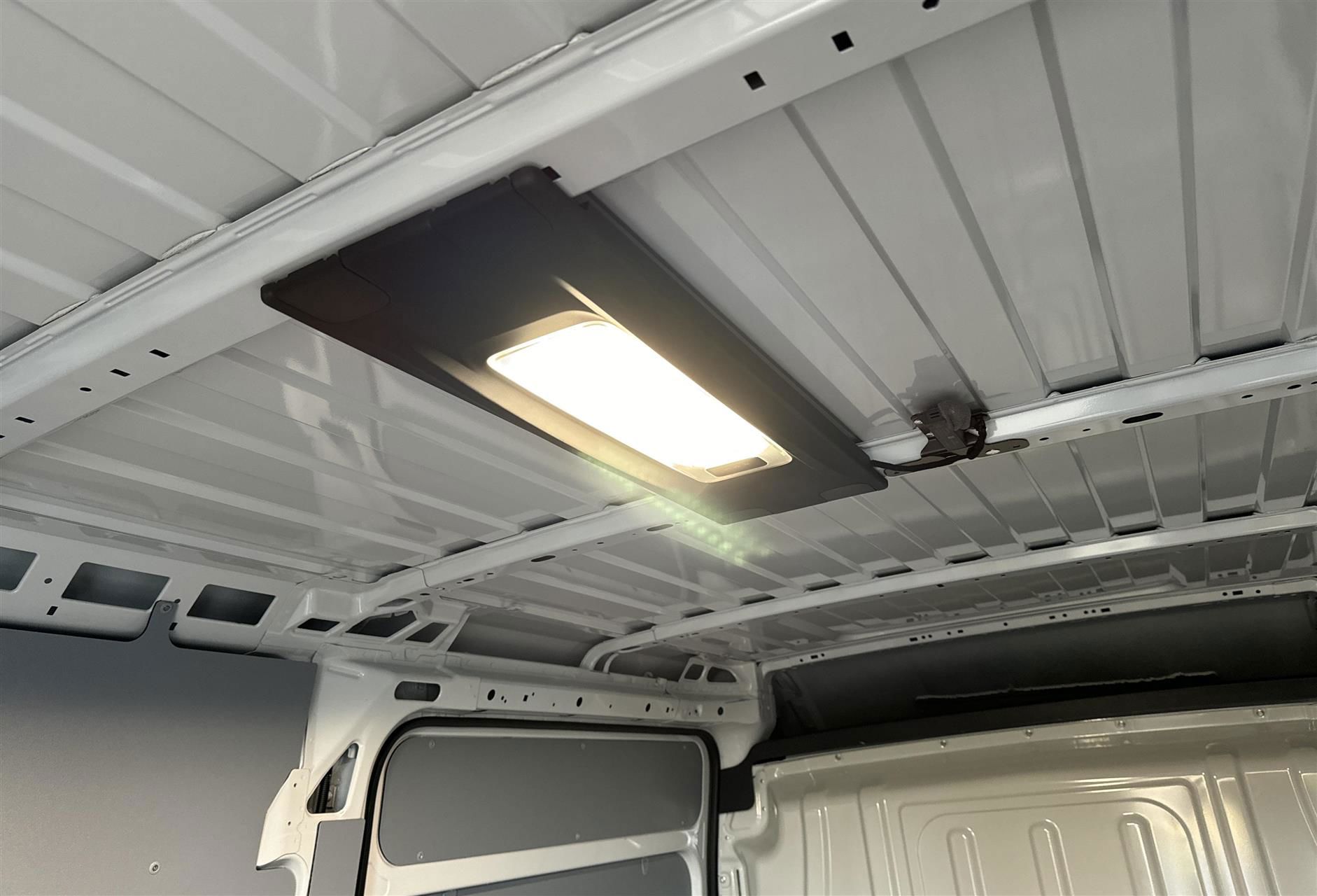 Billede af Toyota Proace Max Medium 2,2 D Comfort To skydedør m. højt tag 140HK Van 6g