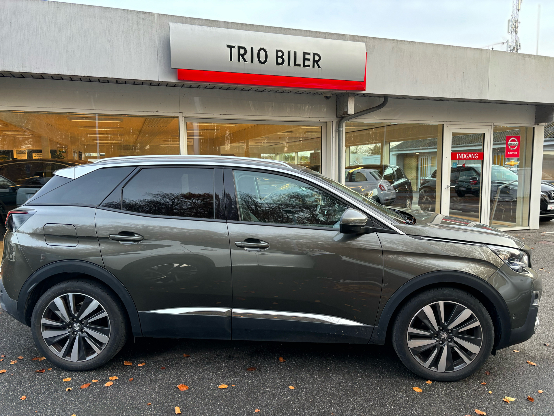 Billede af Peugeot 3008 1,2 e-THP Allure 130HK 5d 6g