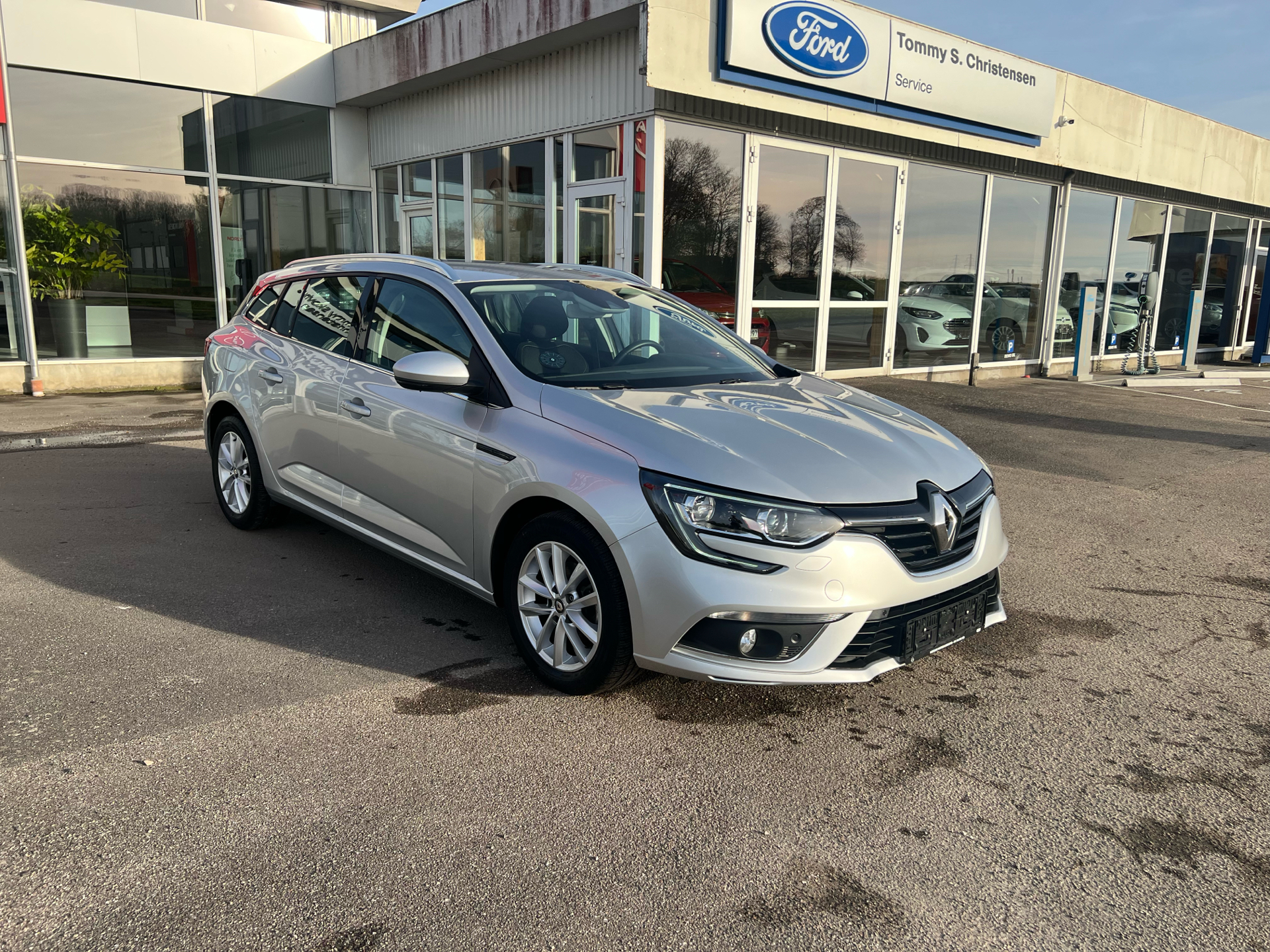 Billede af Renault Mégane Sport Tourer 1,3 TCE GPF Zen EDC 140HK Stc 7g Aut.