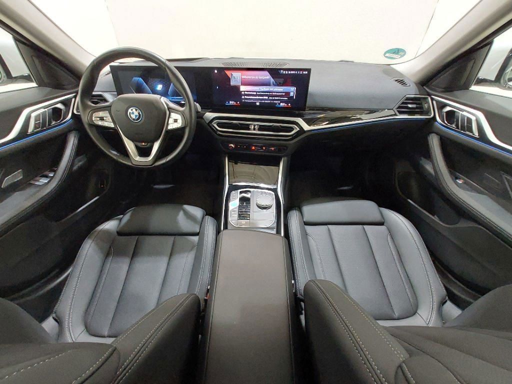 BMW i4 2023