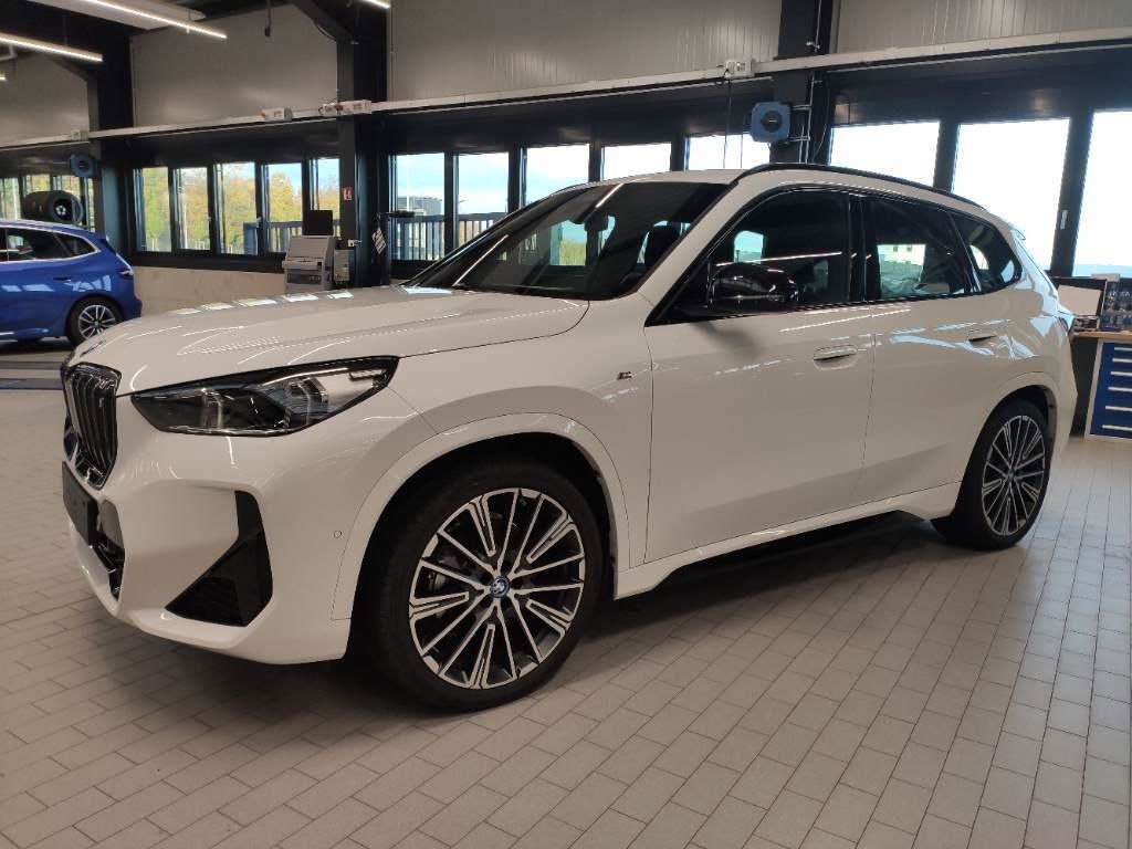 Billede af BMW iX1 xDrive30 M-Sport 4x4 313HK 5d Aut.