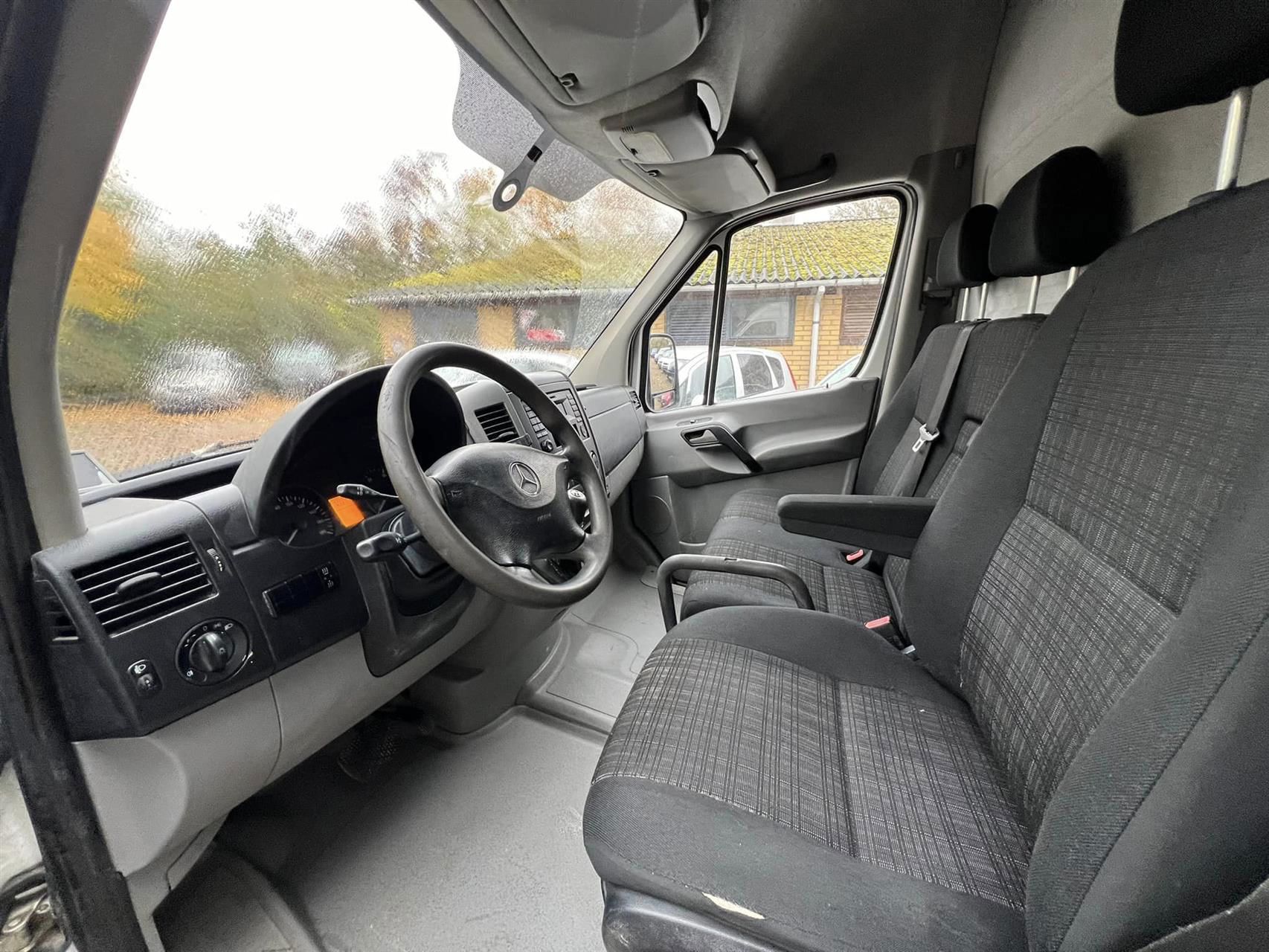 Billede af Mercedes-Benz Sprinter 316 2,1 CDI R2 163HK Van Aut.