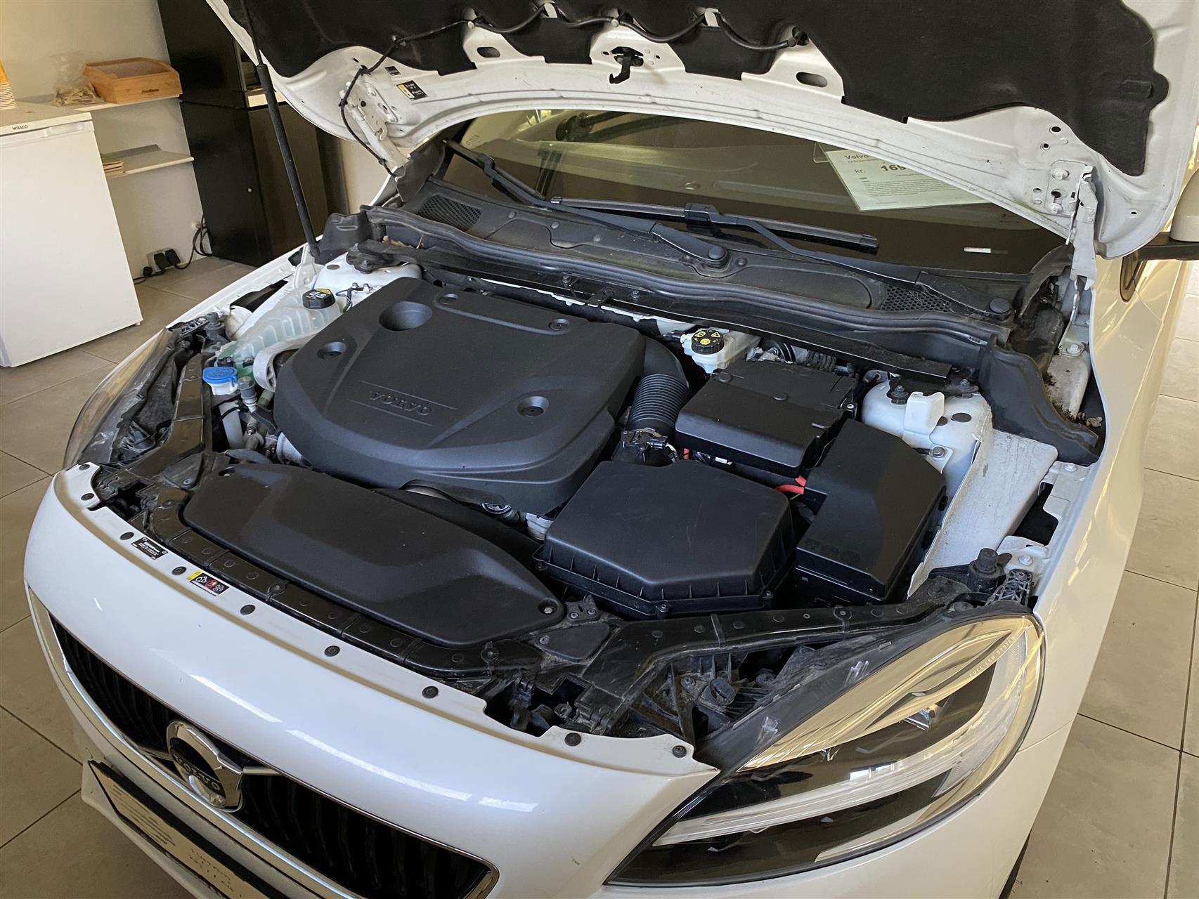 Billede af Volvo V40 2,0 D2 Eco Momentum 120HK 5d 6g