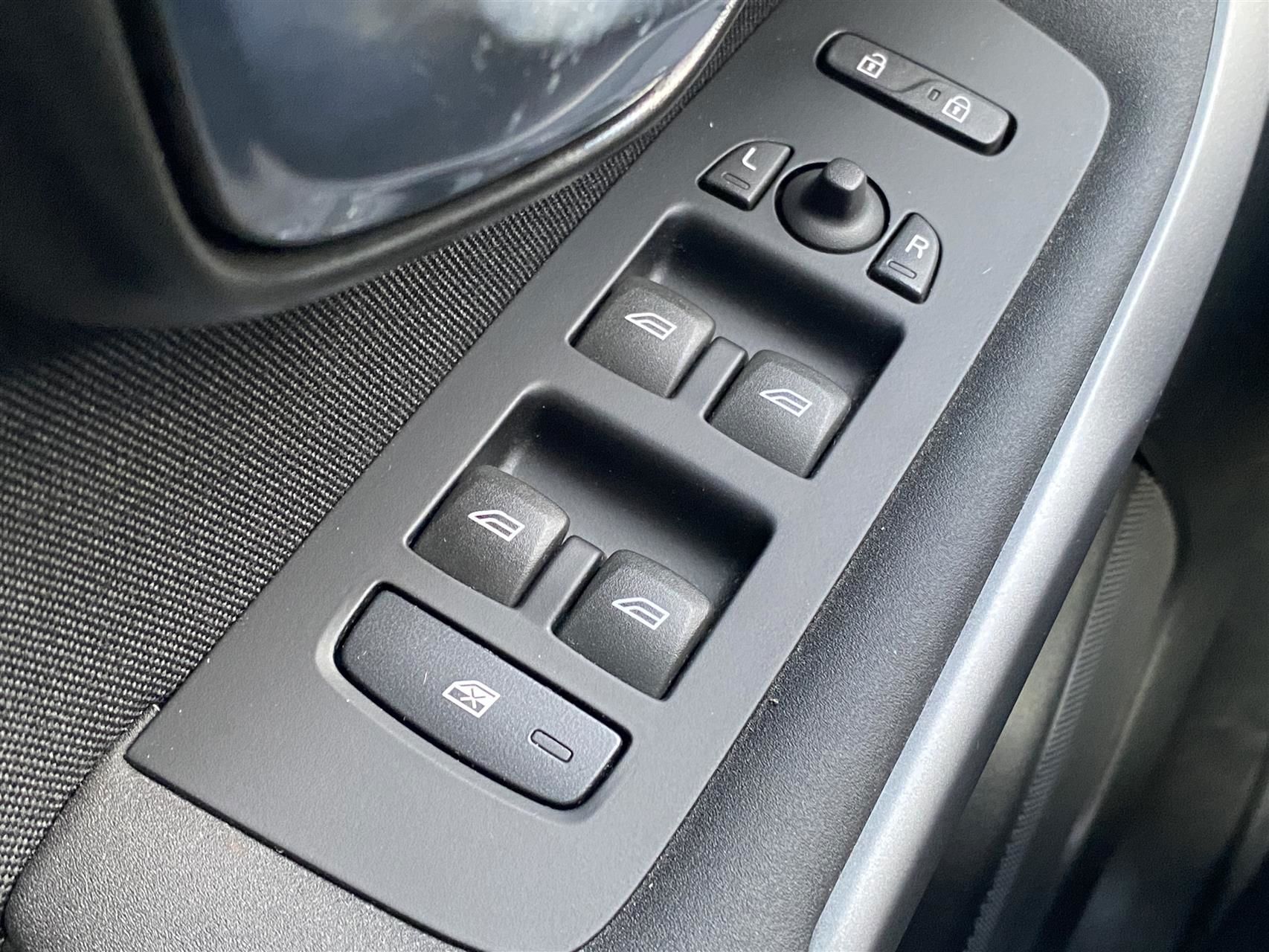 Billede af Volvo V40 2,0 D2 Eco Momentum 120HK 5d 6g