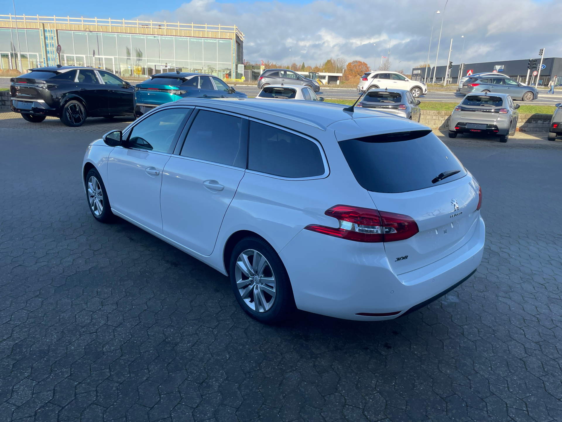 Billede af Peugeot 308 SW 1,5 BlueHDi Allure Grand 130HK Stc 6g