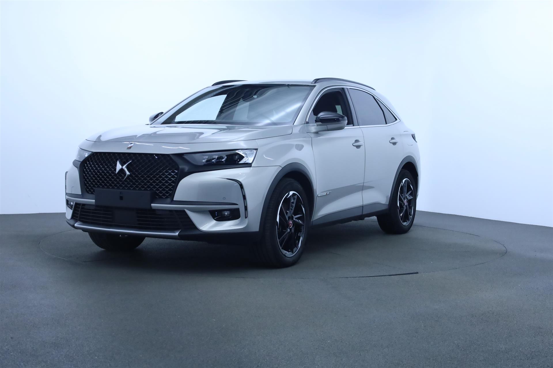 Billede af DS DS7 Crossback 1,6 E-Tense  Plugin-hybrid Performance Line Pack EAT8 225HK 5d 8g Aut.