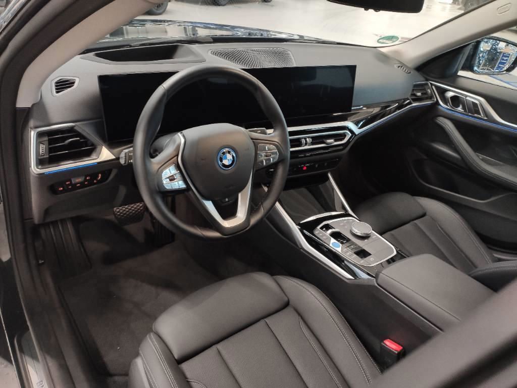 BMW i4 2023