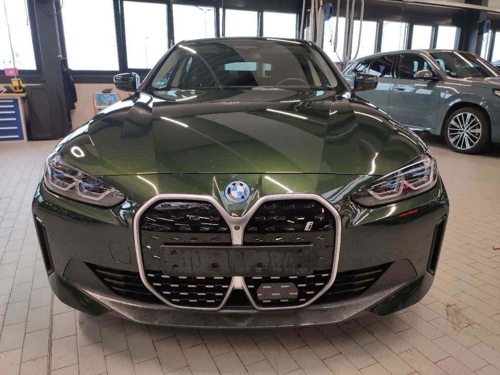 BMW i4 2023