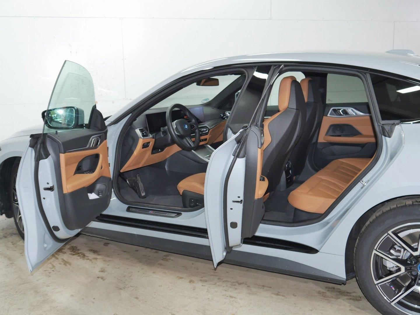 BMW i4 2023