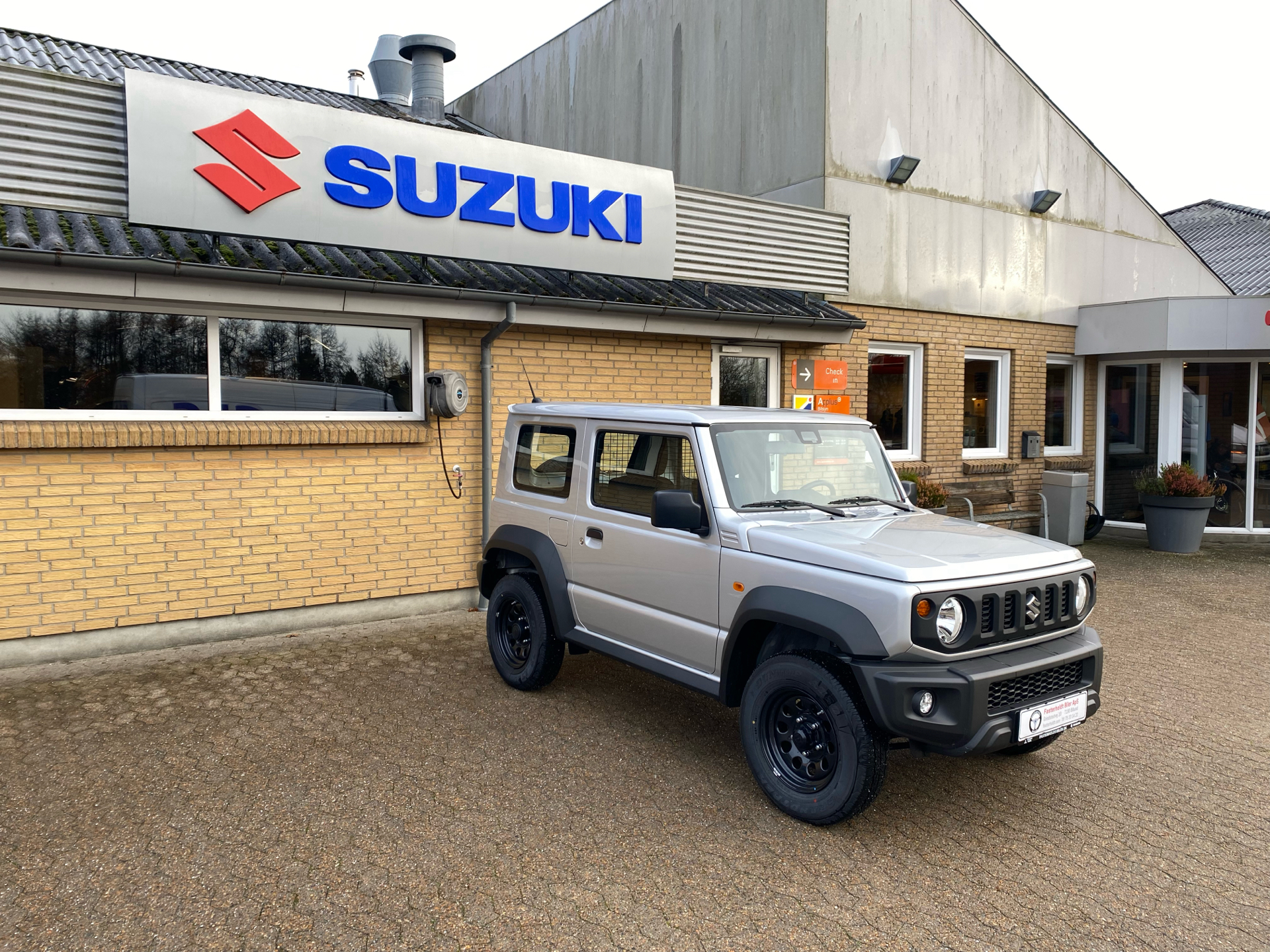 Billede af Suzuki Jimny 1,5 Touch AllGrip 102HK Van