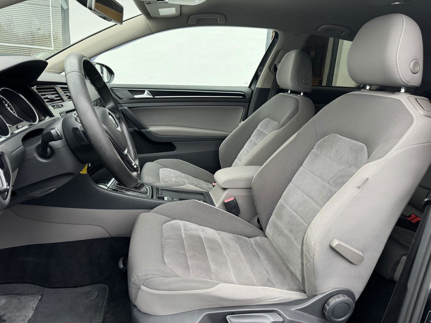 Billede af VW Golf 2,0 BlueMotion TDI Highline DSG 150HK 3d 6g Aut.