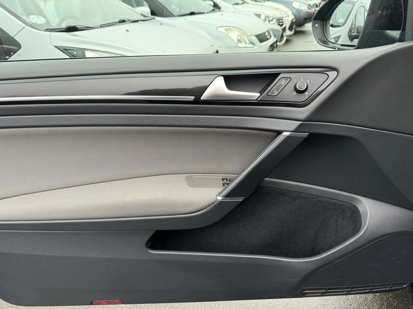 Billede af VW Golf 2,0 BlueMotion TDI Highline DSG 150HK 3d 6g Aut.