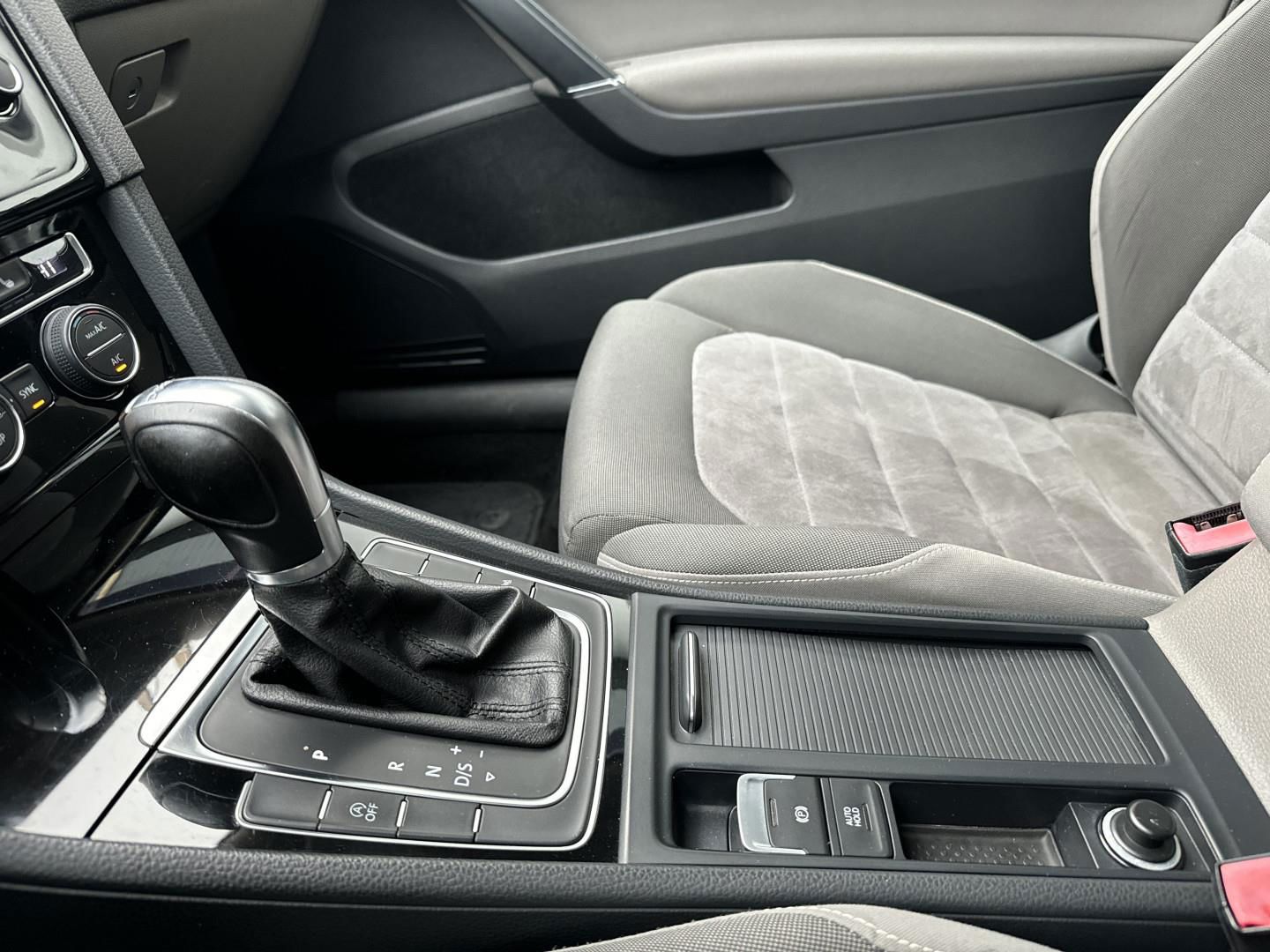 Billede af VW Golf 2,0 BlueMotion TDI Highline DSG 150HK 3d 6g Aut.