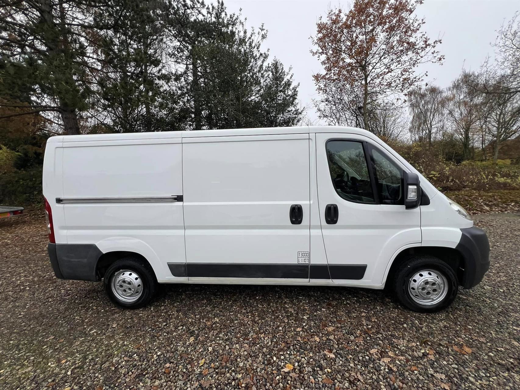 Billede af Citroën Jumper 30 L2H1 2,2 HDi FAP 130HK Van 6g