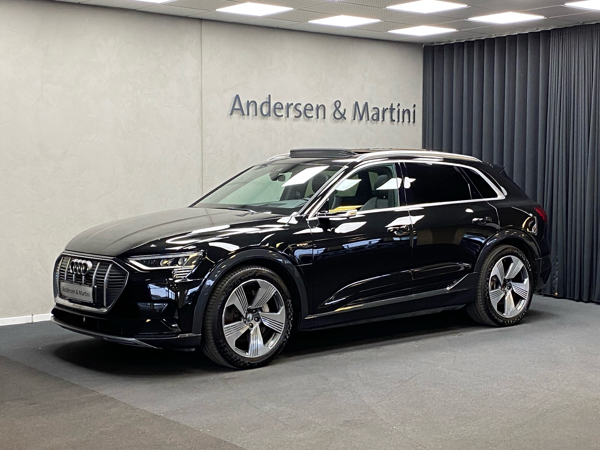 Billede af Audi E-tron 55 Advanced Quattro 408HK 5d Aut.