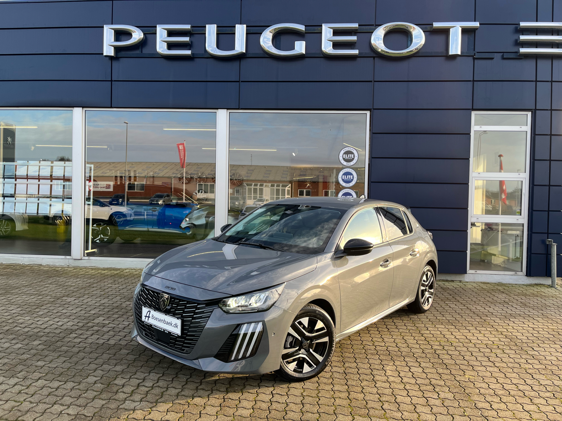 Billede af Peugeot 208 1,2 PureTech Allure+ EAT8 100HK 5d 8g Aut.