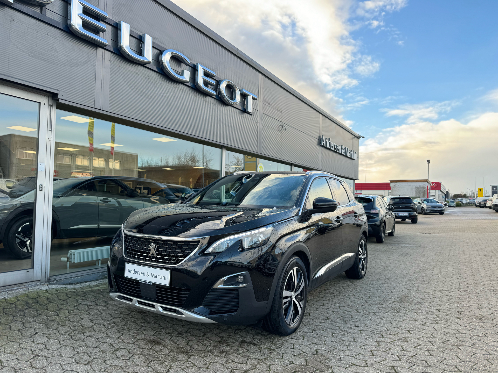 Billede af Peugeot 3008 1,6 PureTech  Plugin-hybrid GT Line AWD EAT8 300HK 5d 8g Aut.