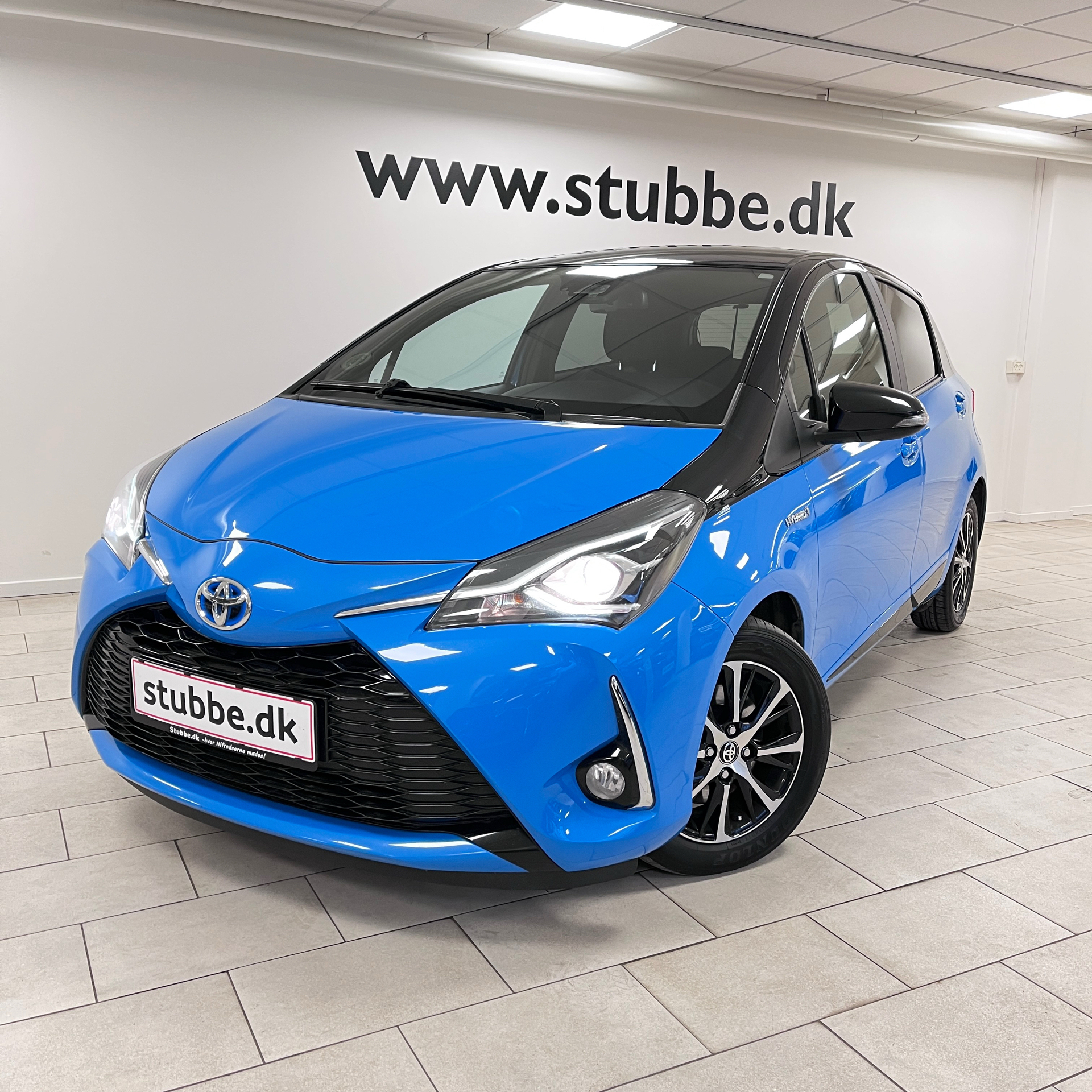 Billede af Toyota Yaris 1,5 Hybrid H3 Limited Edition E-CVT 100HK 5d Trinl. Gear