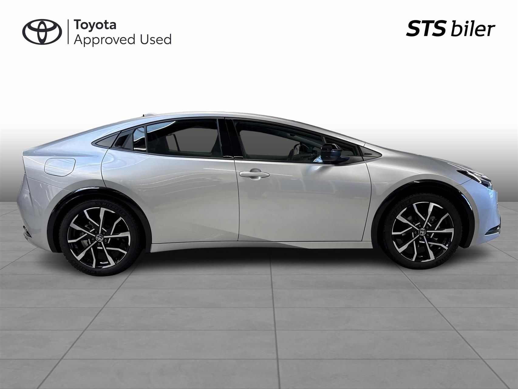 Billede af Toyota Prius Plug-in 2,0 Plugin-hybrid Elegant 223HK 5d Aut.