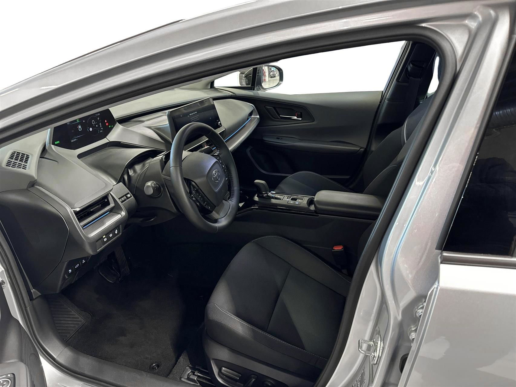 Billede af Toyota Prius Plug-in 2,0 Plugin-hybrid Elegant 223HK 5d Aut.