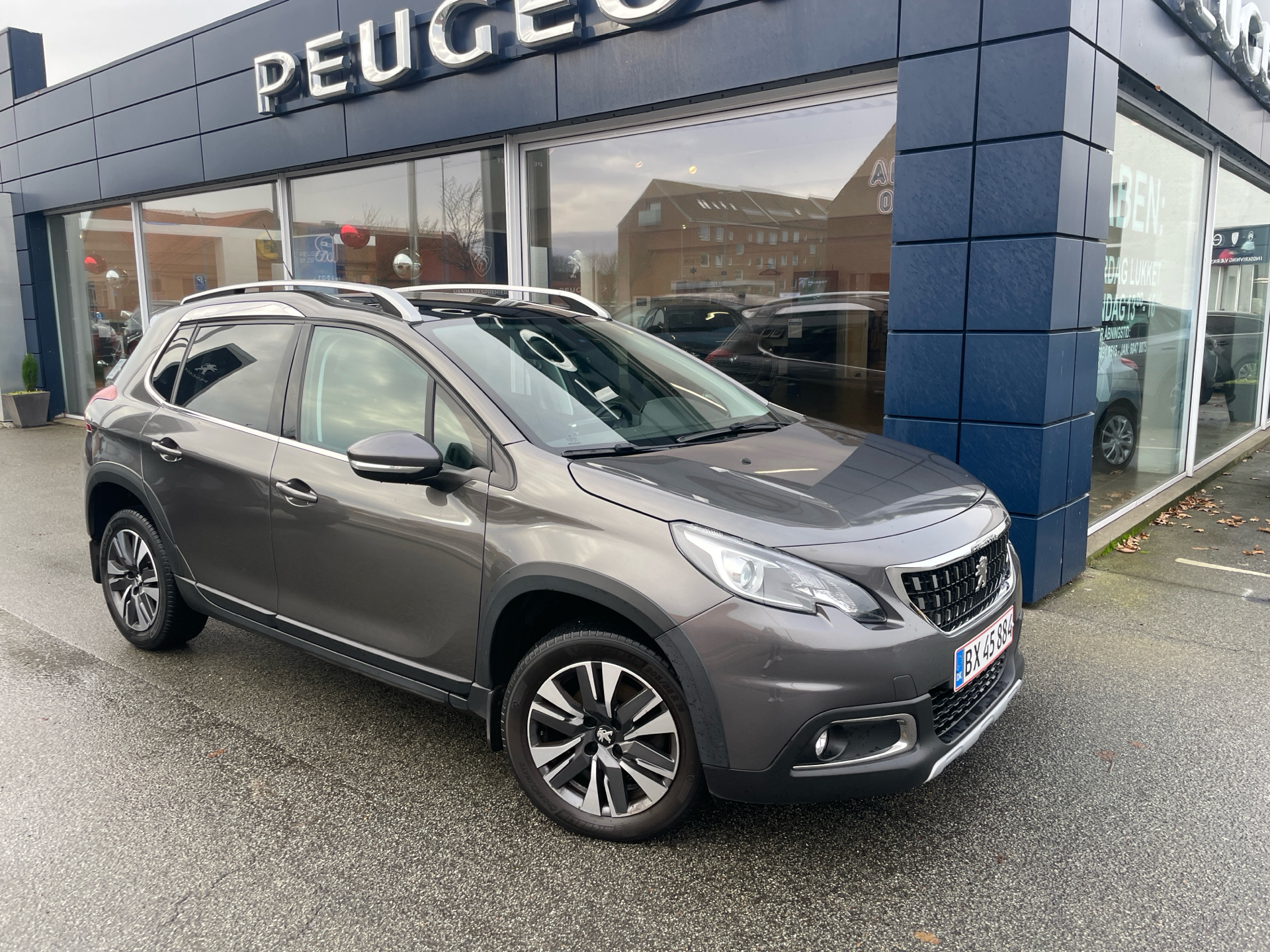 Billede af Peugeot 2008 1,2 e-THP Selection Sky 110HK 5d