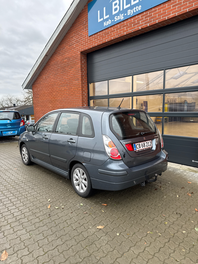 Billede af Suzuki Liana 1,6 GLX 106HK 5d