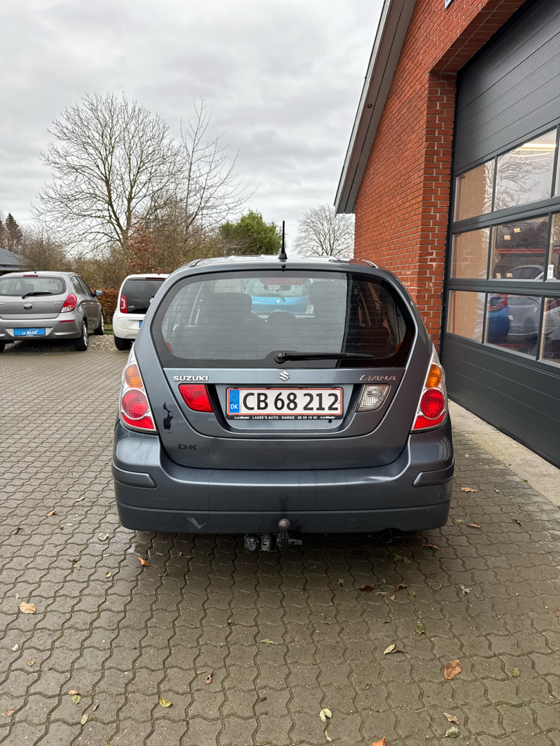 Billede af Suzuki Liana 1,6 GLX 106HK 5d