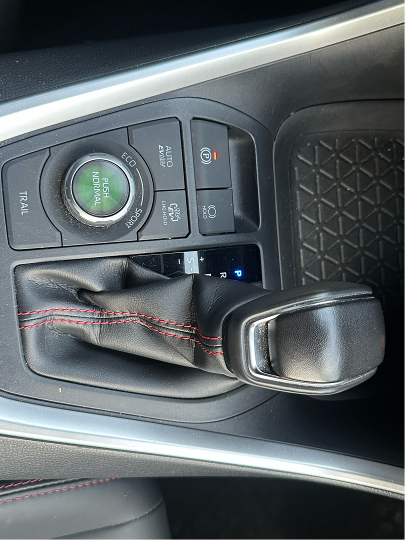 Billede af Suzuki Across 2,5 Hybrid Adventure E-CVT 306HK 5d Trinl. Gear
