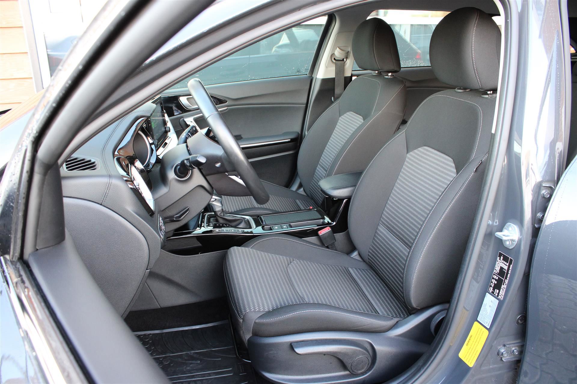 Billede af Kia Ceed SW 1,6 GDI PHEV  Plugin-hybrid Prestige DCT 141HK Stc 6g Aut.