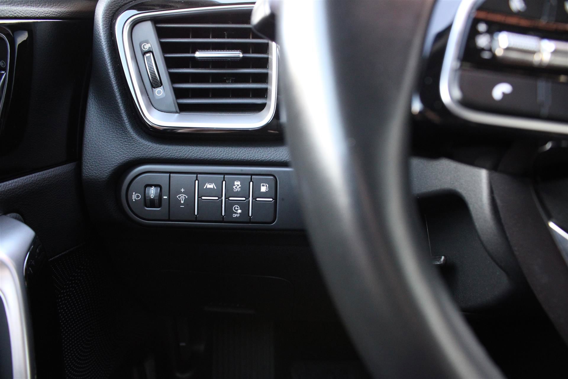 Billede af Kia Ceed SW 1,6 GDI PHEV  Plugin-hybrid Prestige DCT 141HK Stc 6g Aut.