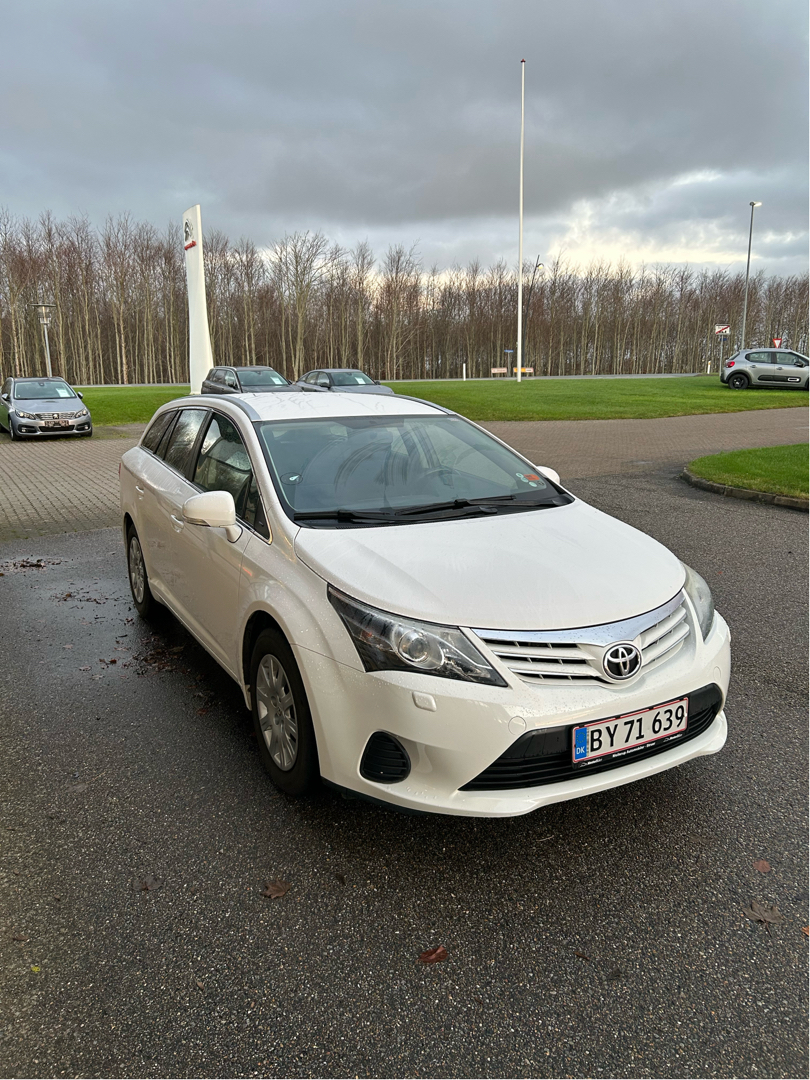 Billede af Toyota Avensis 1,6 VVT-I T1 Business 132HK Stc 6g