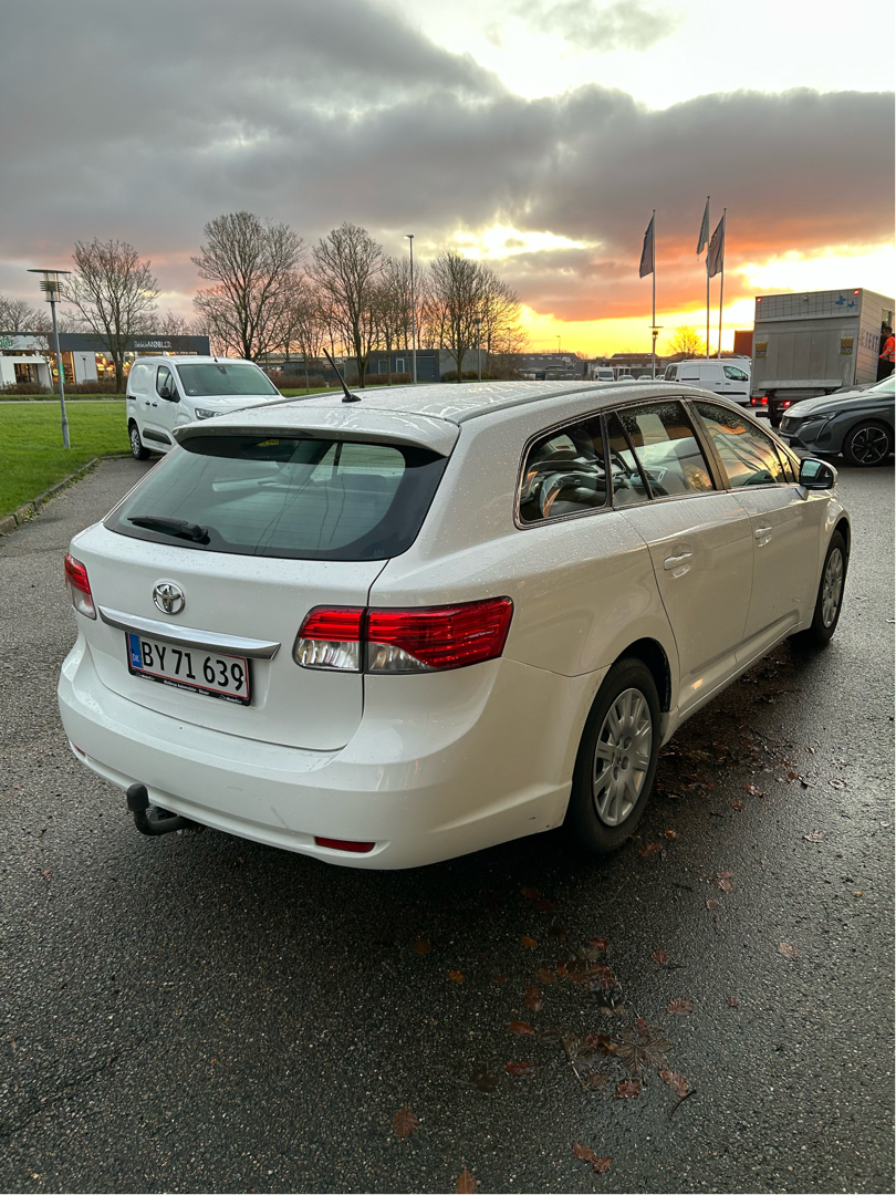 Billede af Toyota Avensis 1,6 VVT-I T1 Business 132HK Stc 6g