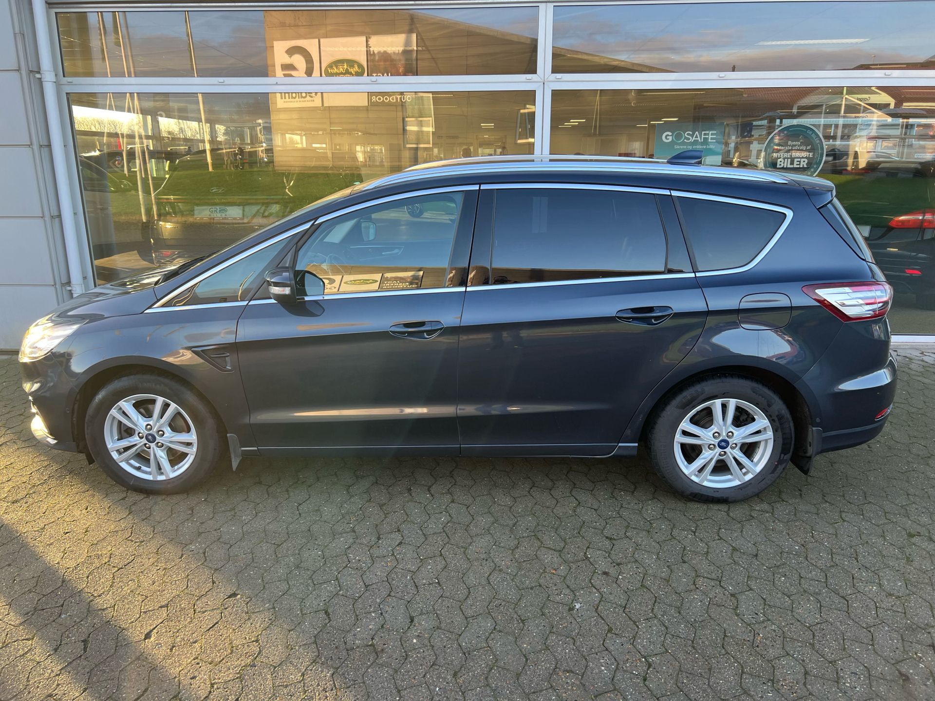 Billede af Ford S-Max 2,0 EcoBlue Titanium 150HK 8g Aut.