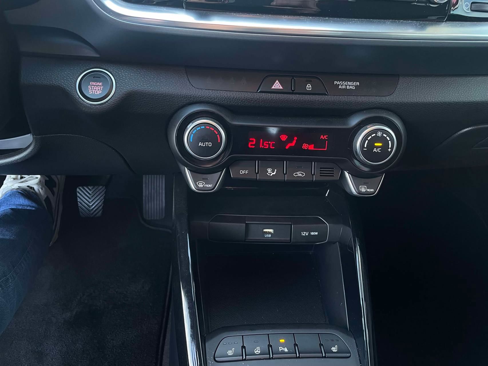 Billede af Kia Stonic 1,0 T-GDI Upgrade 100HK 5d 6g