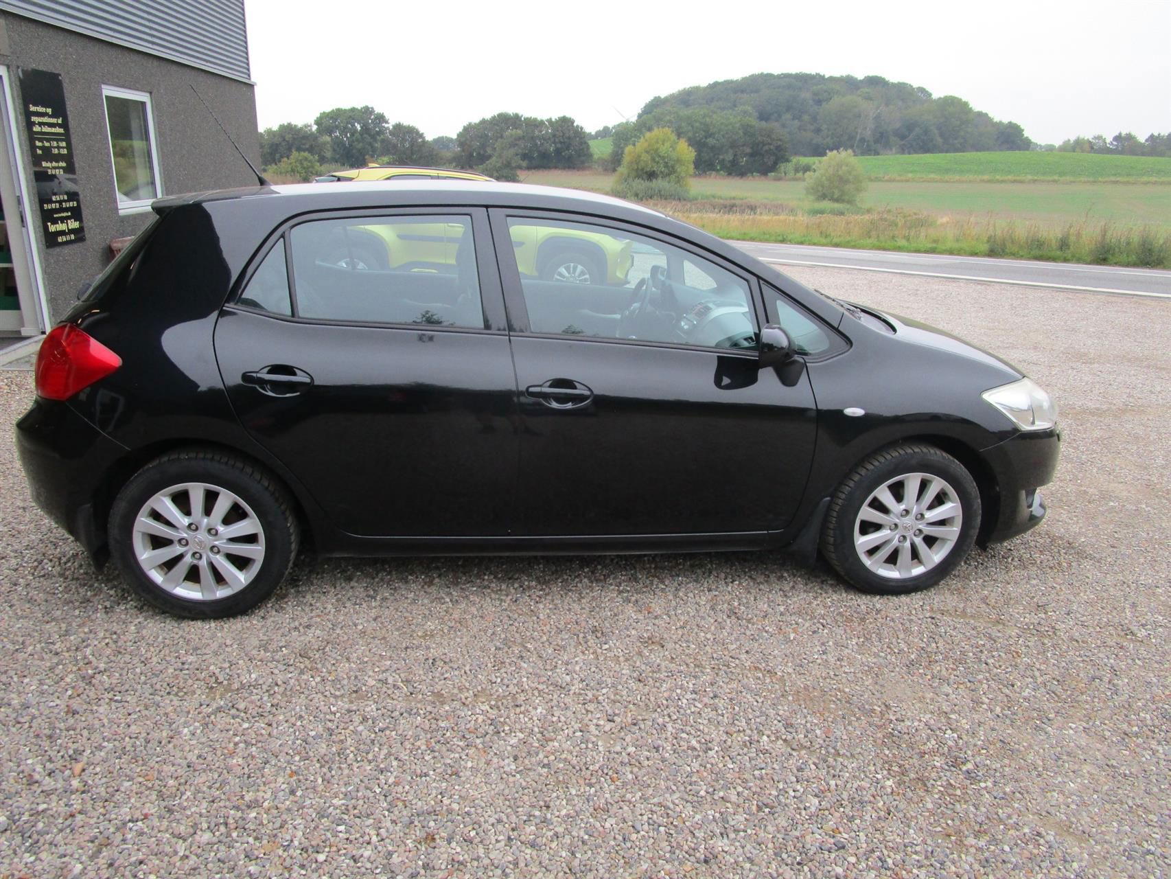 Billede af Toyota Auris 1,6 VVT-I Linea Sol 124HK 5d