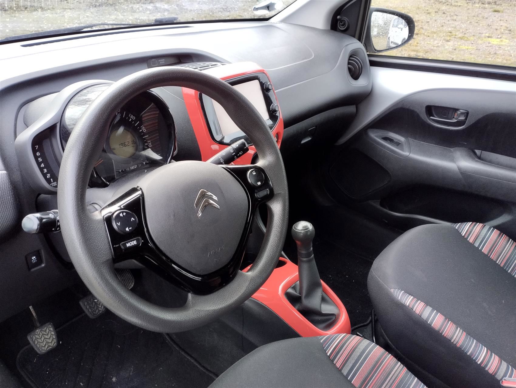 Billede af Citroën C1 1,2 PureTech Feel Airscape Edition 82HK 5d