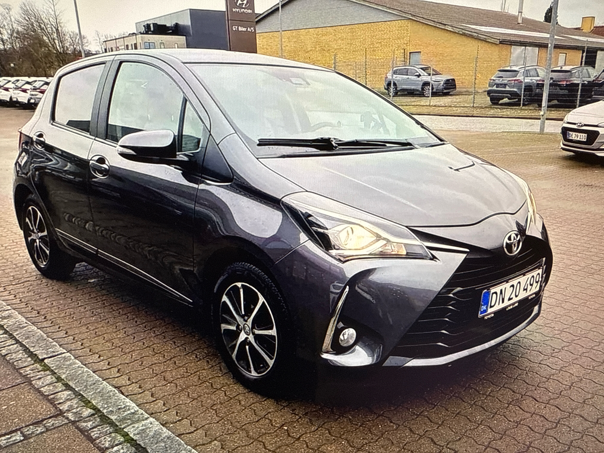 Billede af Toyota Yaris 1,5 VVT-I T3 Premiumpakke 111HK 5d 6g