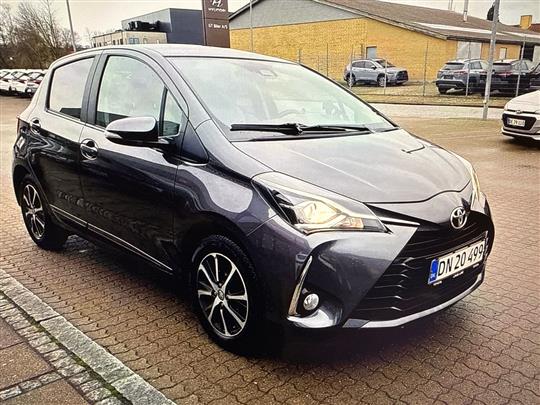 Toyota Yaris 1,5 VVT-I T3 Premiumpakke 111HK 5d 6g