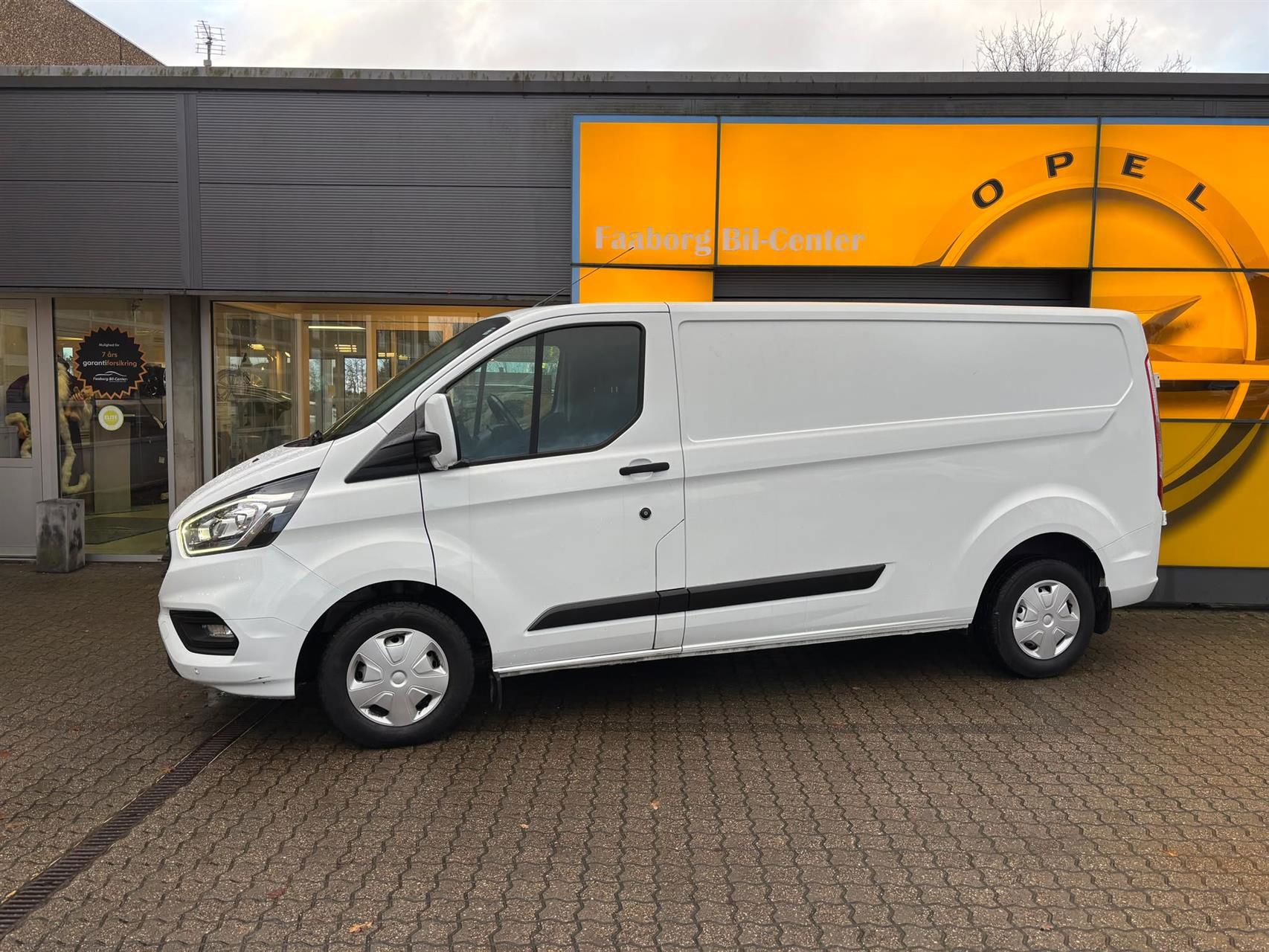 Billede af Ford Transit Custom 300 L2H1 2,0 TDCi Trend 130HK Van 6g