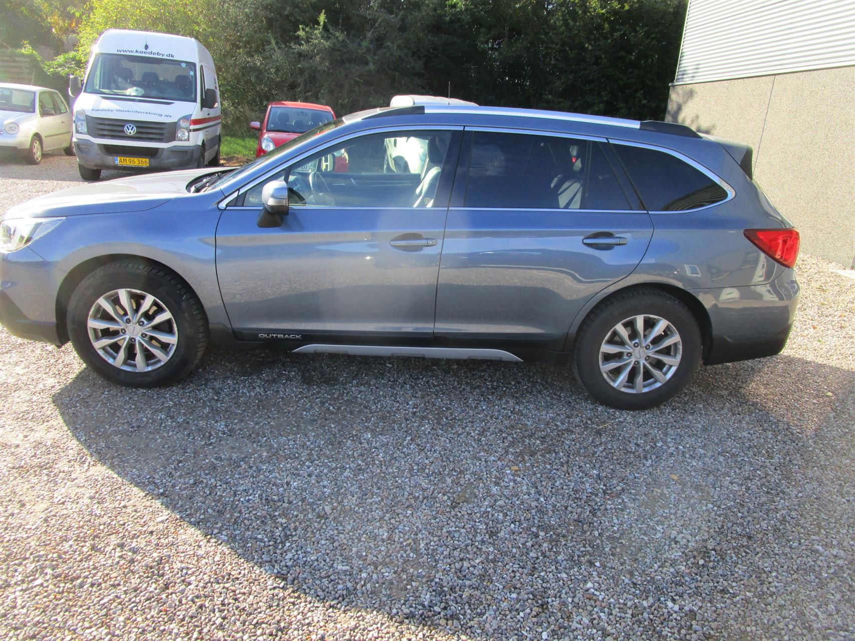 Billede af Subaru Outback 2,5 i Summit AWD CVT 175HK Stc 6g Aut.