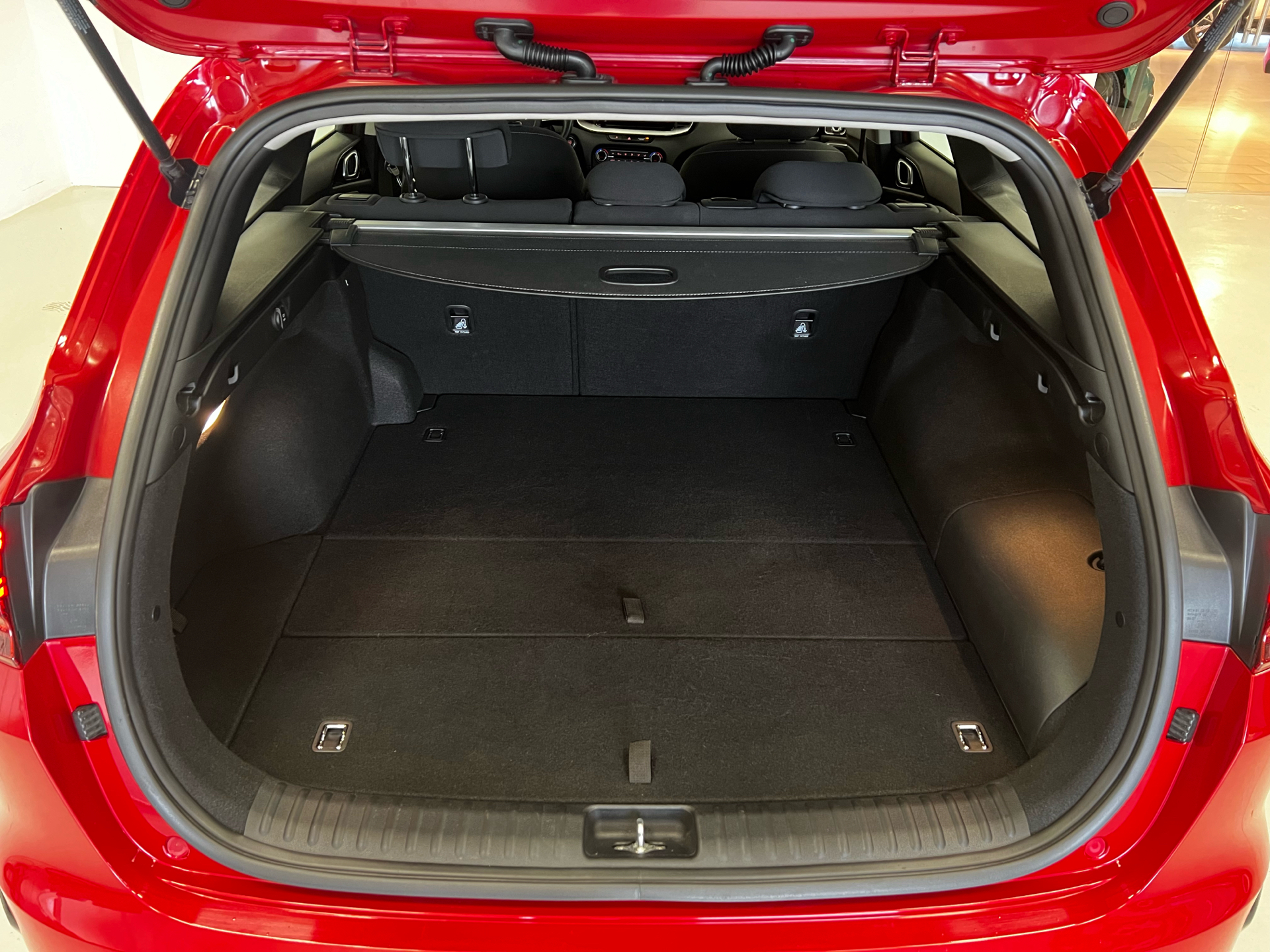 Billede af Kia Ceed SW 1,6 GDI PHEV  Plugin-hybrid Prestige DCT 141HK Stc 6g Aut.