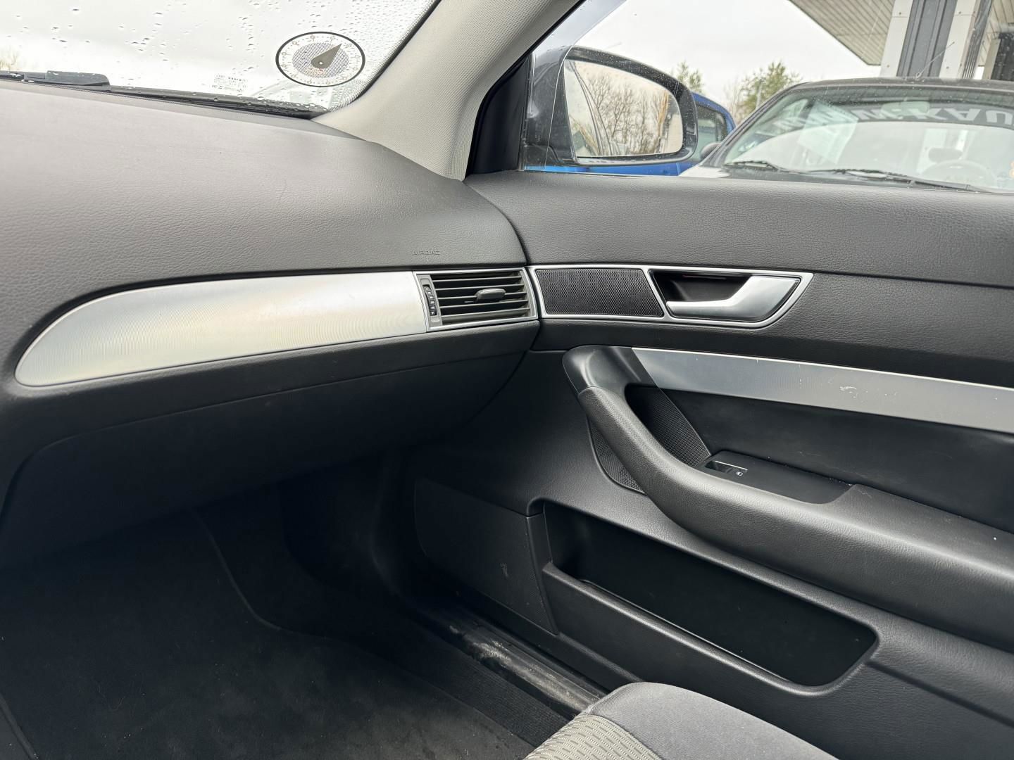 Billede af Audi A6 2,4 V6 177HK 6g