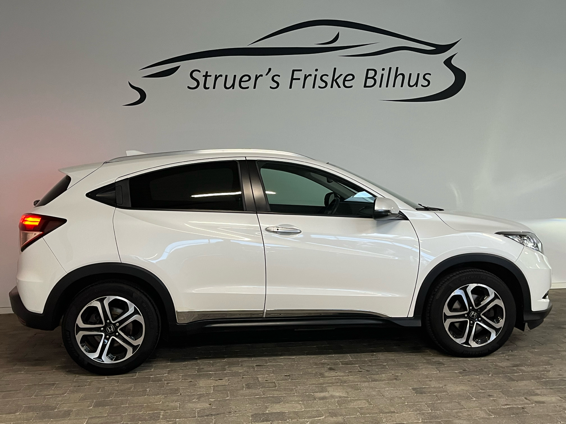 Billede af HONDA HR-V 1,5 VTEC Executive Navi & ADAS CVT 130HK 5d Trinl. Gear