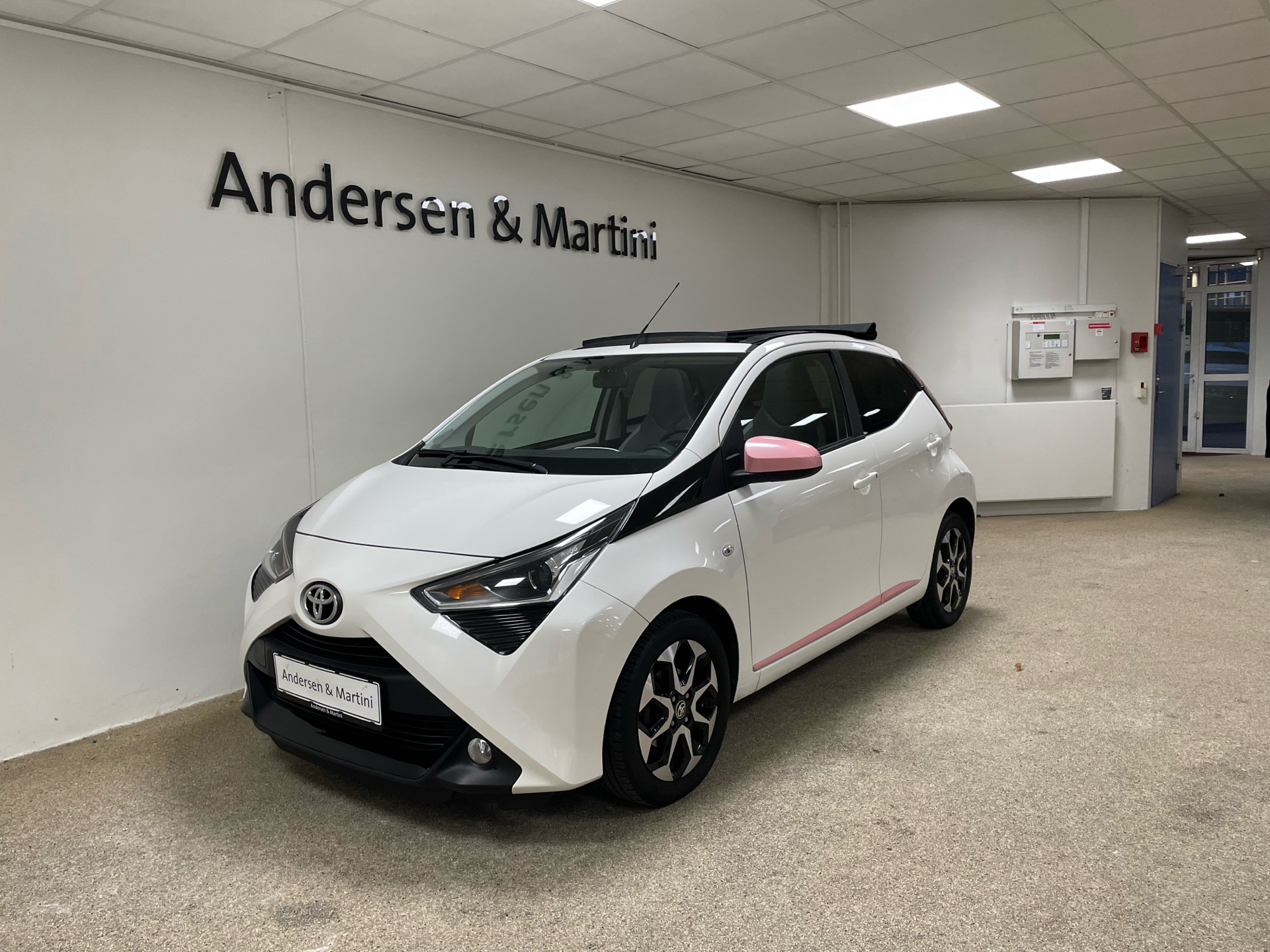 Billede af Toyota Aygo 1,0 VVT-I X-Sky 72HK 5d