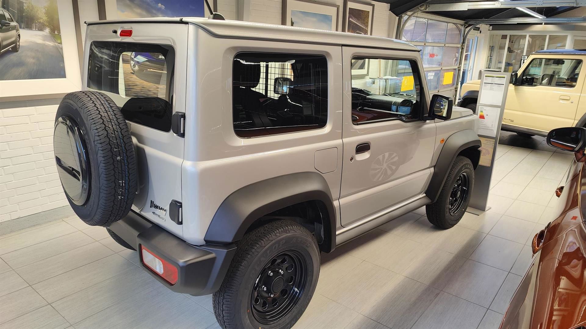 Billede af Suzuki Jimny 1,5 Touch AllGrip 102HK Van